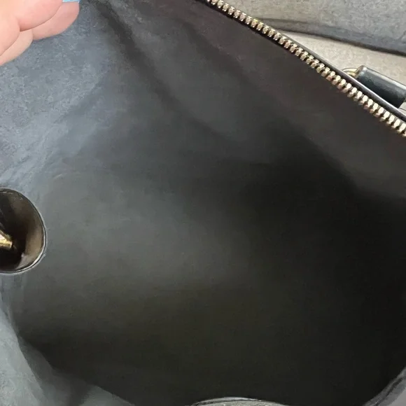 Authentic Louis Vuitton Epi black Alma - Picture 16 of 16